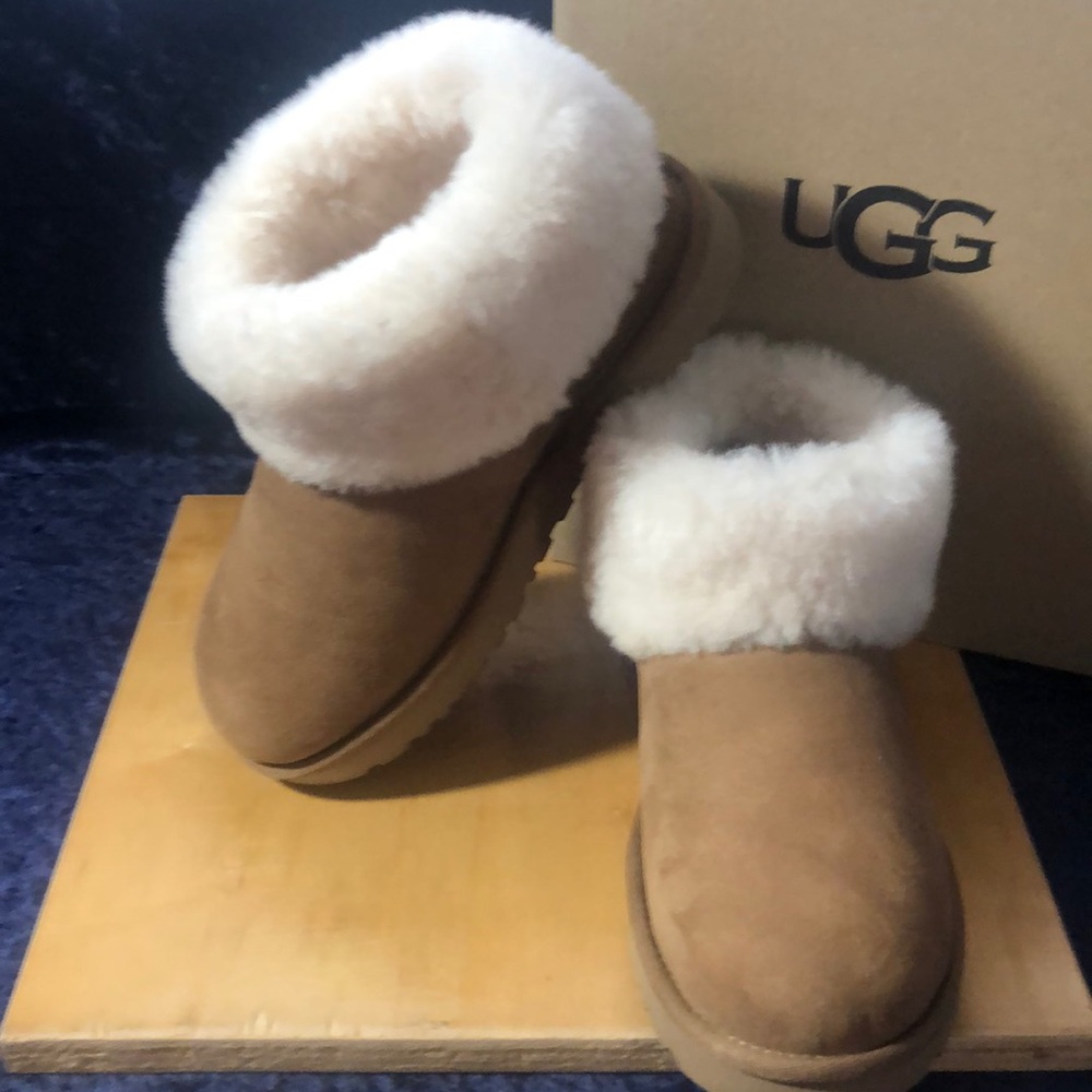 UGG Classic Mini Fluff Ankle Boot